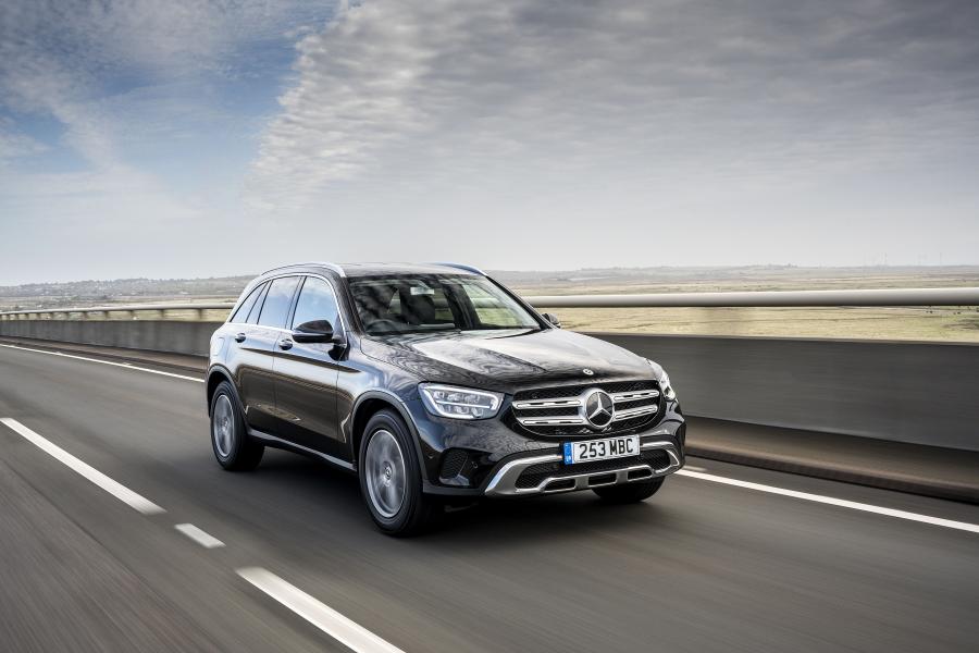  Mercedes-Benz GLC220 d 4Matic (X253) 2019 года  (UK) (фото 18 из 89)
